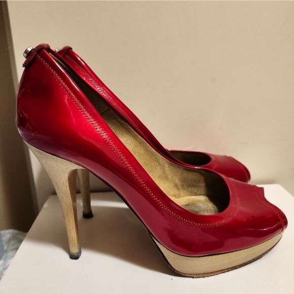Stuart Weitzman Avignon Red Patent Leather Peep Toe Platform Pumps sz.8 Ret $425 - Picture 6 of 11